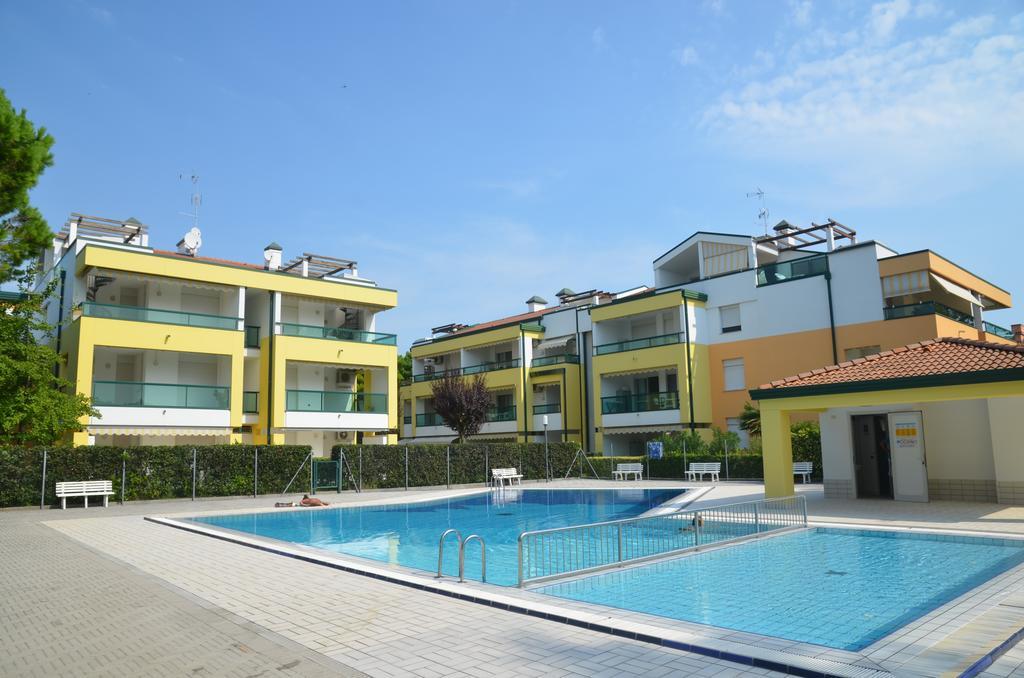Апартаменти Residenza Le Altane Бібіоне Екстер'єр фото
